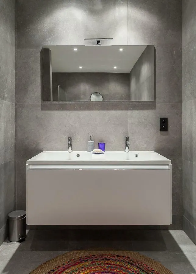 Stylish Smarthome Apartments - Uccle Brussels